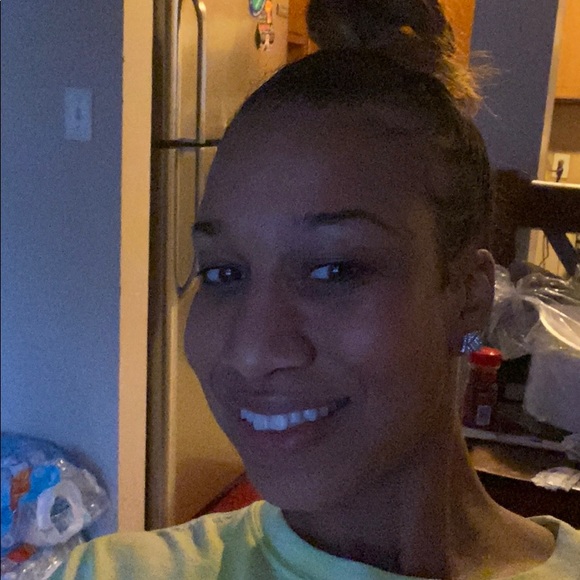 Meet the Posher Other - Meet your Posher, Vernell